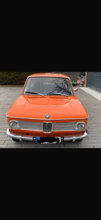 BMW 2002 Oldtimer neu restauriert
