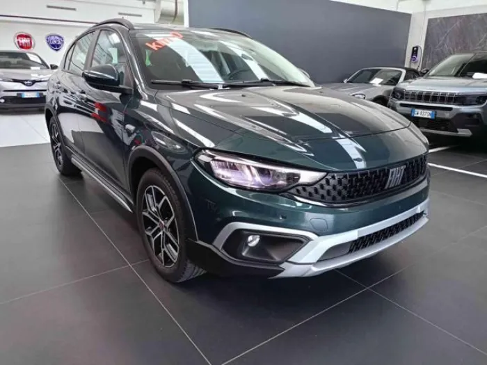 Other FIAT Tipo 1.5 Hybrid DCT Cross