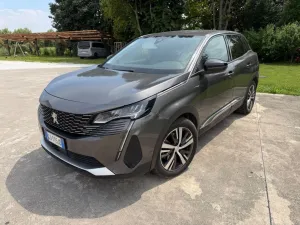 Peugeot 3008 Hybrid 225 e-EAT8 Allure