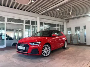 Audi A1 Sportback 30 TFSI s line i.E.
