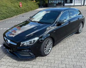Mercedes-Benz CLA 180 Shooting Brake Urban