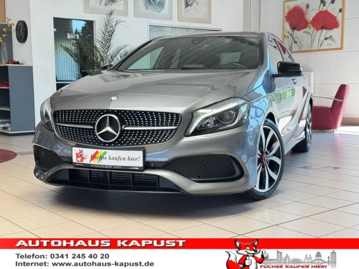 Mercedes-Benz A180 AMG/Night Paket/LED/Navi/Park-Assist/18