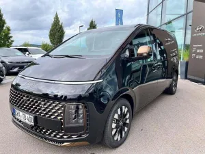 Hyundai STARIA Signature Hybrid 2WD