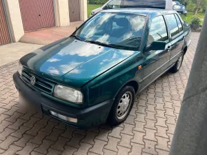 Volkswagen VW Vento GL 2.0 - 1. Hd / Klima / Sitzheiz...