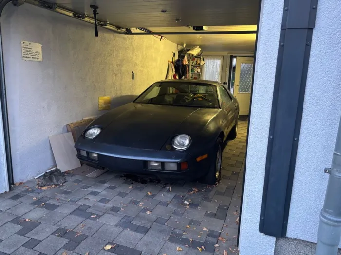 Porsche 928 S