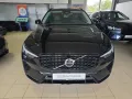Volvo XC60 B4 Plus Dark ACC BLIS Pano 360° 21Zoll H/K