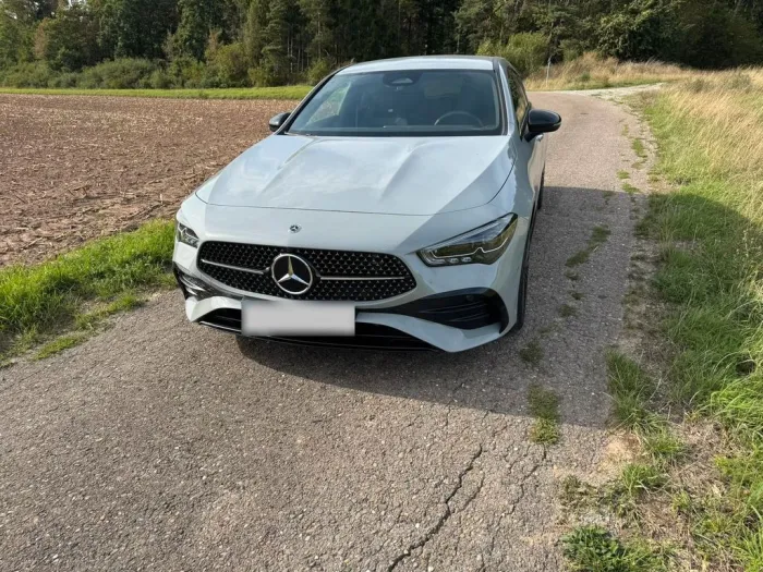 Mercedes-Benz CLA 200d Shooting Brake AMG-Line, Manufrak...