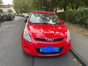 Hyundai Kupplungsscheibe und Batri ist New.tüv bis...