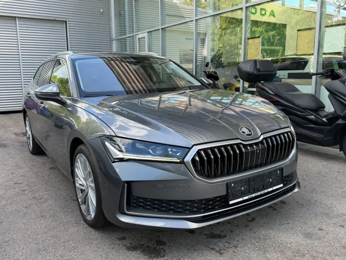 Skoda Superb Combi 2.0 TDI DSG L&K Panorama Head Up