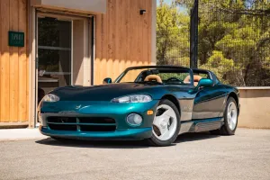 Chrysler Viper RT/10