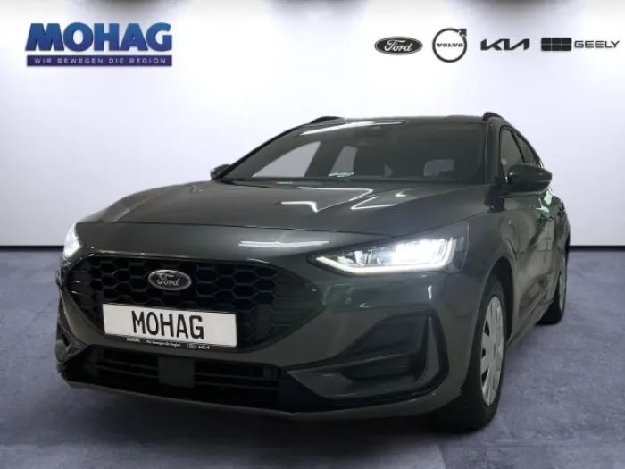 Ford Focus *Turnier*ST-Line Style*RFK*PDC v+h*CarPlay