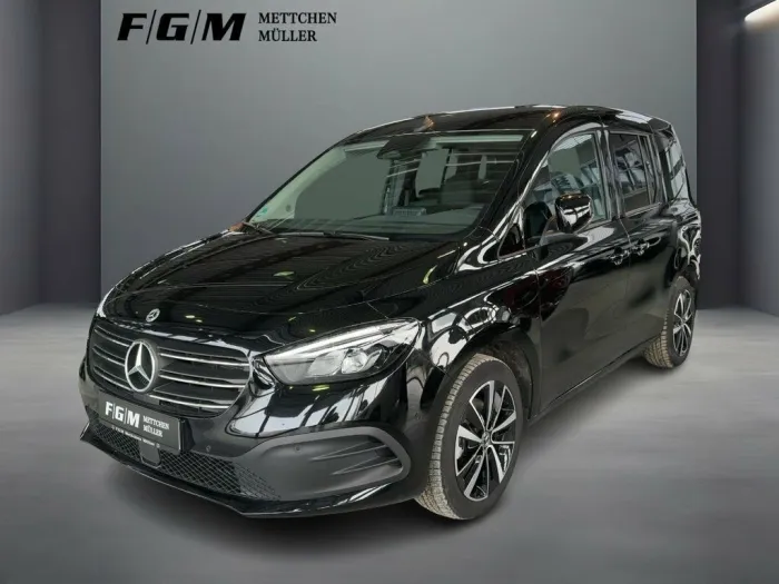 Mercedes-Benz T 180d PROGRESSIVE LED+TEMPOMAT+KEYLESS-GO+AMBIE