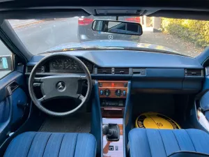 Mercedes-Benz W124 250D H-Kennzeichen; Mopf0; 5-Gang; AH...