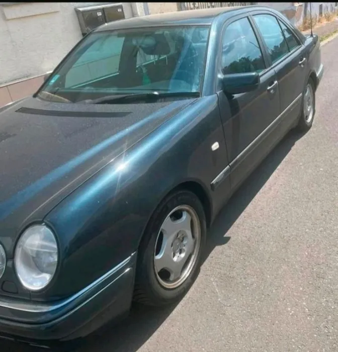 Mercedes-Benz mercedes benz w210 e320 eventuell tauchen