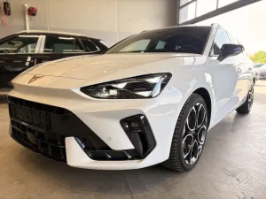 Cupra Leon ST 2.0TSI DSG 4Drive AHK Pano Dyn.Design