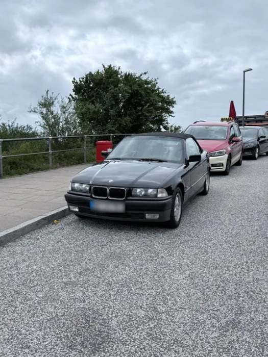 BMW 320i / Cabrio Automatik .