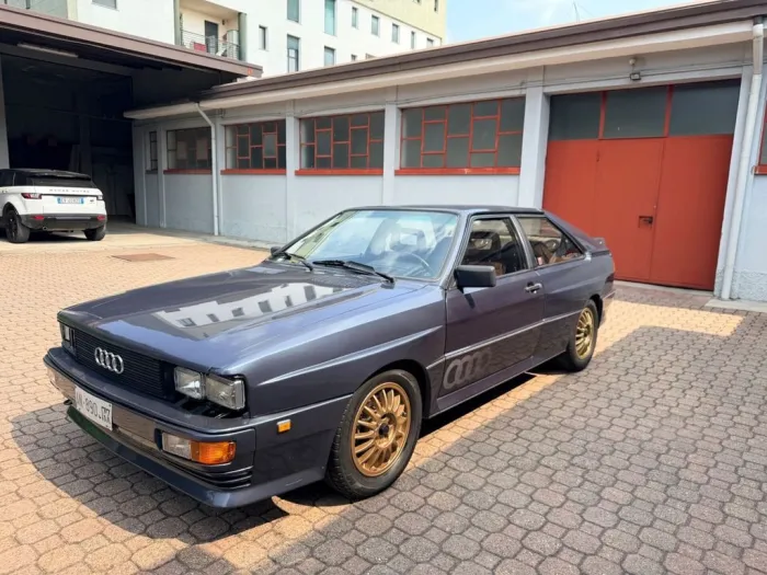 Audi QUATTRO 2.1 turbo