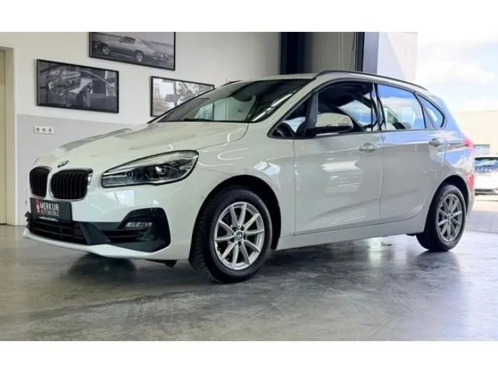 BMW 216 Active Tourer i Advantage+LED+SHZ+Kamera+PDC