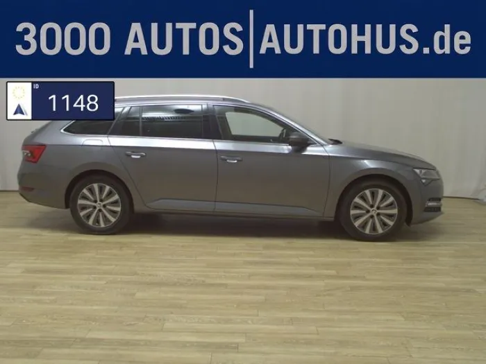 Skoda Superb Combi Style T-LEDER NAVI KLIMAAUT