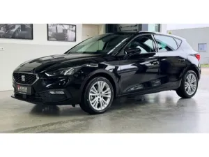 Seat Leon 2.0 TDI DSG Style+ACC+Kamera+LED+Kessy+17