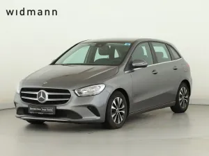 Mercedes-Benz B 180 Sitzheizung*Navigation*PDC*Kamera*Tempomat