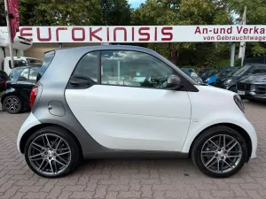 Smart fortwo BRABUS Xcl*LEDER*PANO*NAVI*SHZ*JBL*KAM*