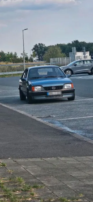 Opel opel rekord e2