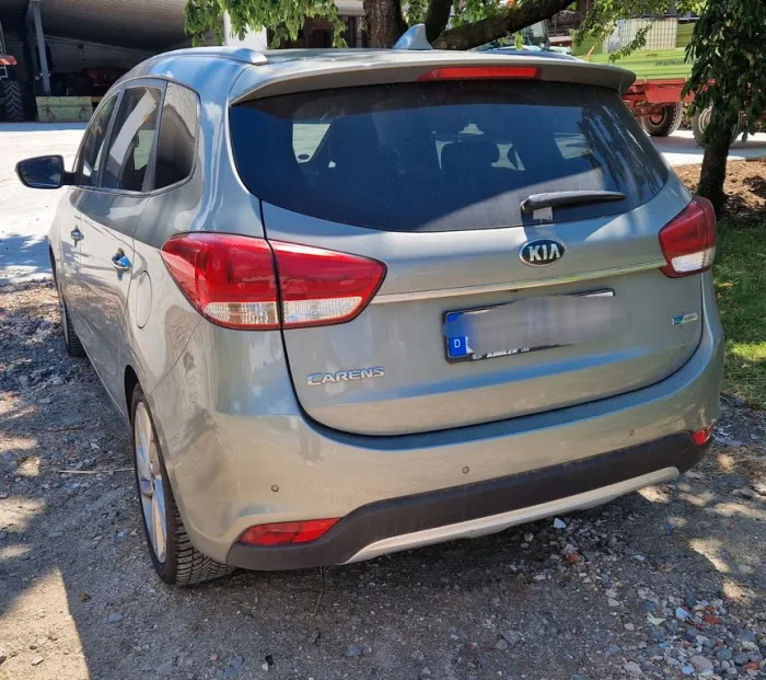 Kia Carens 1.7 CRDi Spirit DCT Spirit