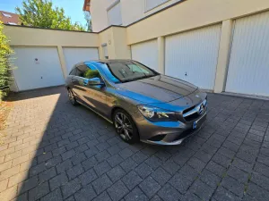 Mercedes-Benz CLA 200 Shooting Brake TÜV Neu 