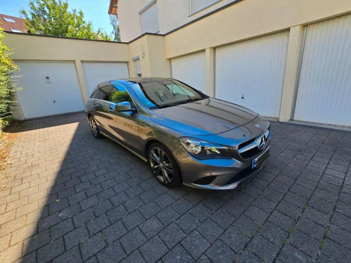 Mercedes-Benz CLA 200 Shooting Brake TÜV Neu 