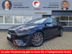 Kia Ceed GT *R-Kamera*Car Play*Pano*