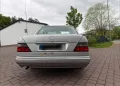 Mercedes-Benz E220 W124