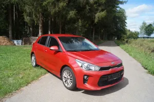 Kia Rio 1.0 T-GDI 100 Dream-Team Edition Dream-T...