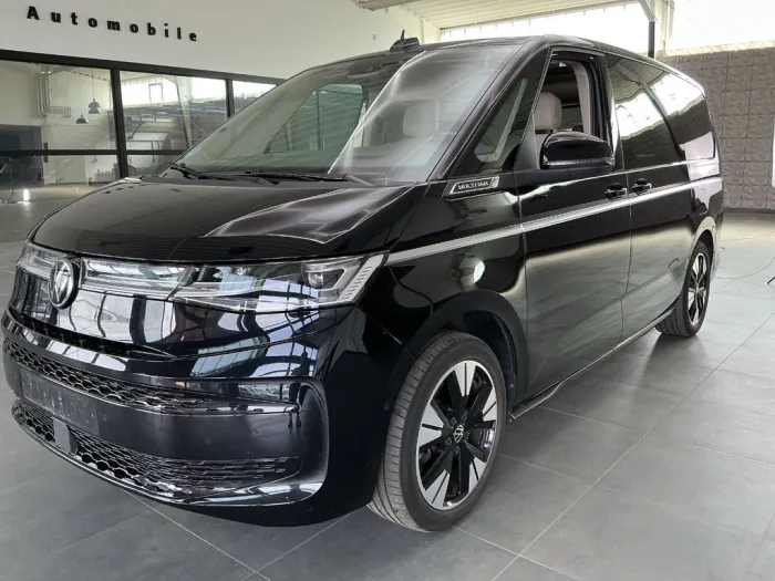 Volkswagen T7 Multivan Style lang AHK/HUD/PANO/STNDHZNG/H&K