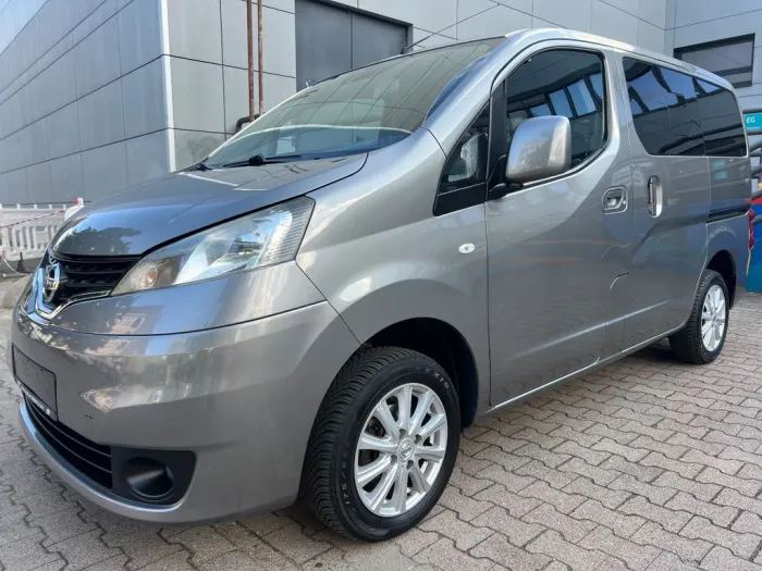 Nissan NV200 EVALIA TEKNA 1.6 7 SITZER NAVI/RFK/KLIMAUT
