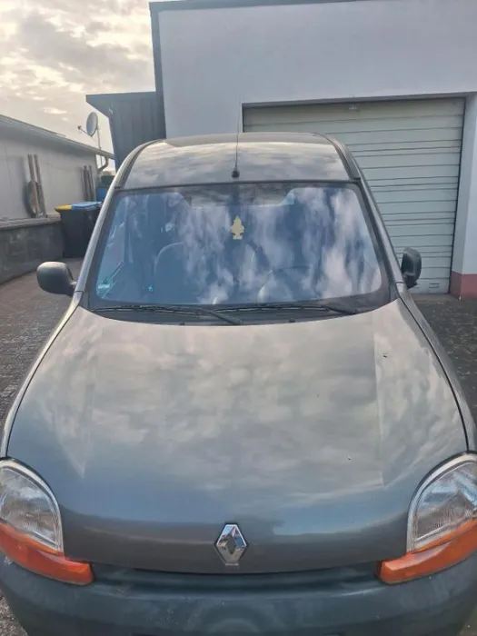 Renault 2 Renault  Kangoo  1,4  benziner  75 PS