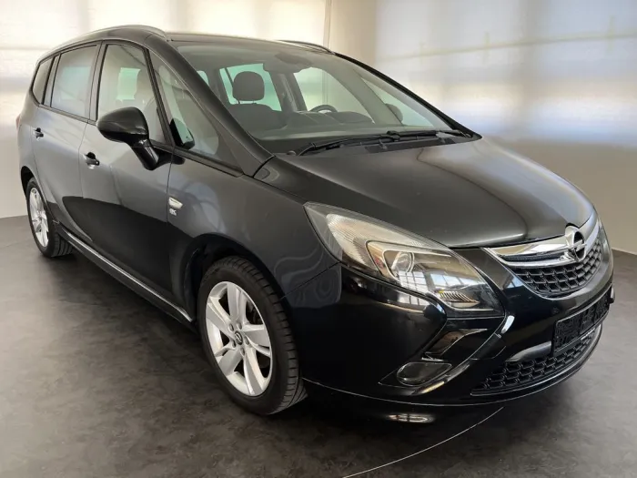 Opel Zafira Tourer 1.4 Turbo Edition 103kW