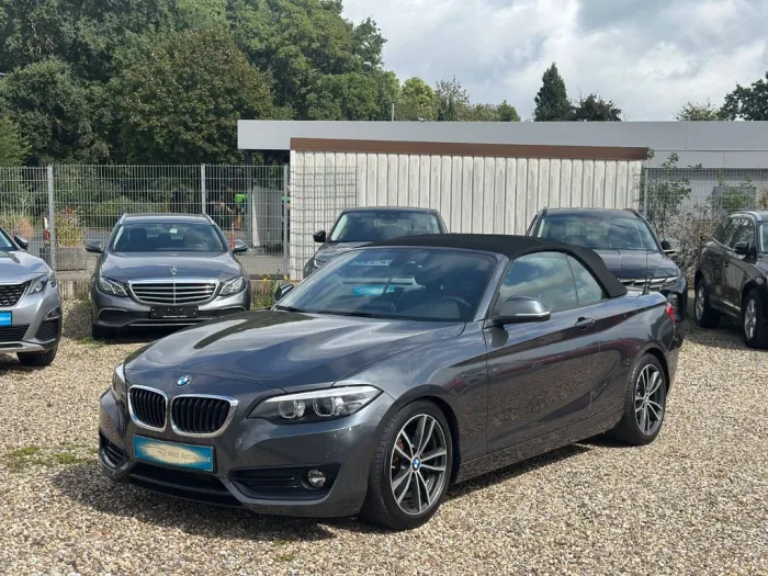 BMW 218 2 Cabrio 218 i Sport Line