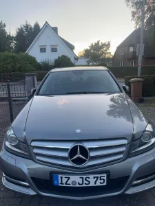 Mercedes-Benz C 200 CGI BlueEFFICIENCY AVANTG. Autom. Classic