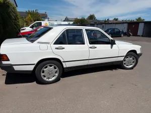Mercedes-Benz Mercedes 190 für Schrauber