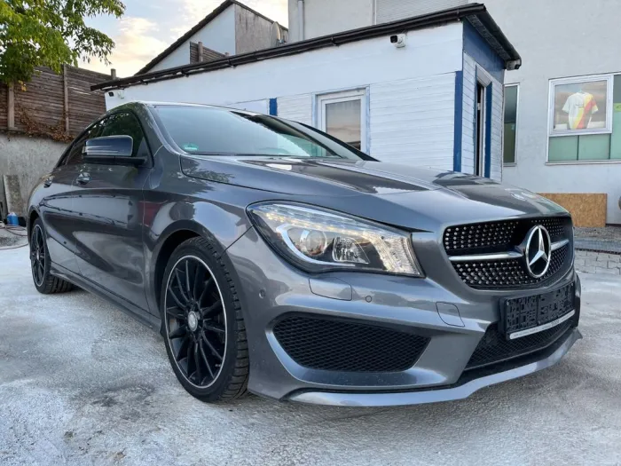 Mercedes-Benz CLA 200/AMG/SHZ/NAVI/LMF/NEU TUV AU