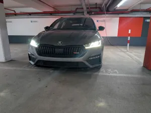 Skoda Octavia RS COMBI AHK MATRIX HEADUP