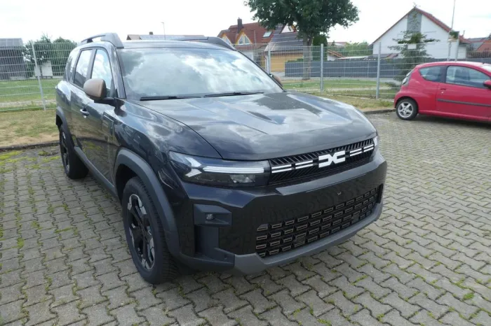 Dacia Bigster 1.2 TCe 130 Mild-Hybrid Extreme 4x4 9...