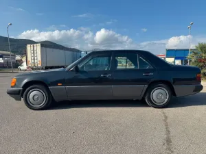 Mercedes-Benz Mercedes-benz 200 NO