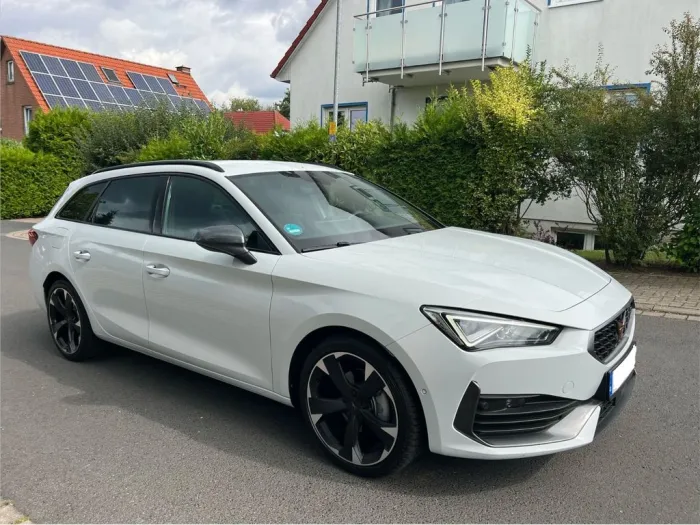 Cupra Leon 1.5 eTSI 110kW DSG Sportstourer 