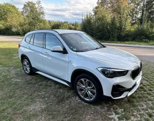 BMW X1 xDrive25e  Steptronic, AHK, Panoramadach
