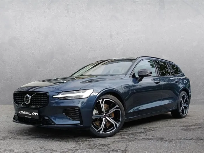 Volvo V60 Recharge Plus T8 Dark
