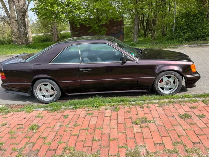 Mercedes-Benz Mercedes Benz 300 CE