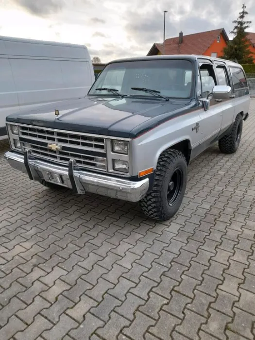 Chevrolet Suburban C20 5.7l V8 Tüv Neu 09/...
