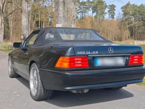 Mercedes-Benz Mercedes 300 SL 24 231 PS Farbe 040, Hardt...